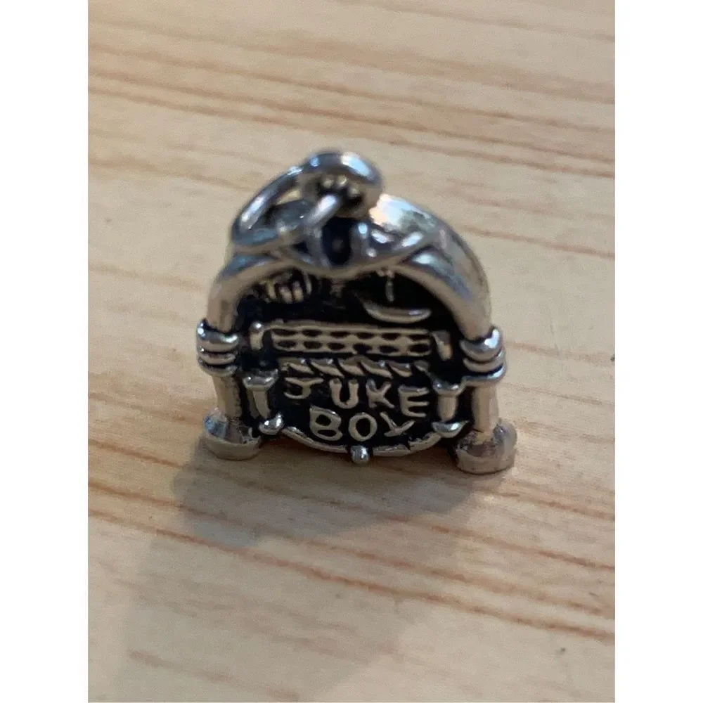 .925 Jukebox Sterling Silver Jewelry Charm #music #dance